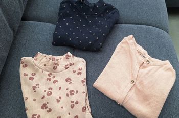 Lot avec gilet 6 ans