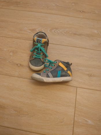 Baskets montantes fermeture eclair + lacets