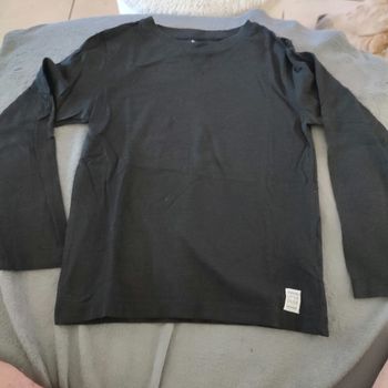 Tee shirt noir 8 ans longue manche