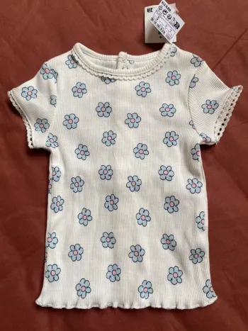 T-shirt manches courtes neuf