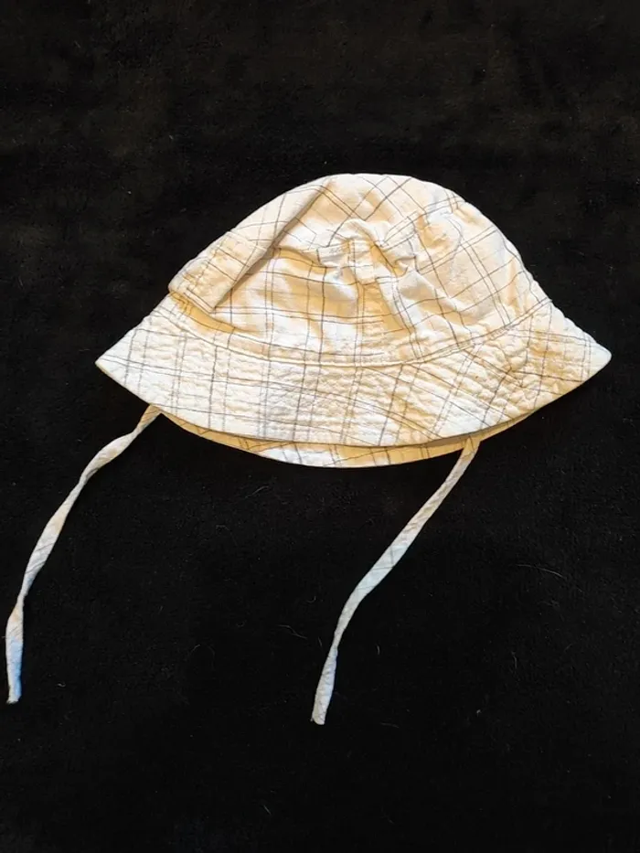 Chapeau 6 12 mois - photo numéro 3