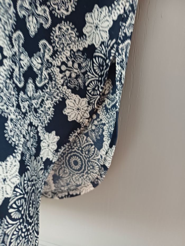Blouse neuve taille 36 - photo numéro 4