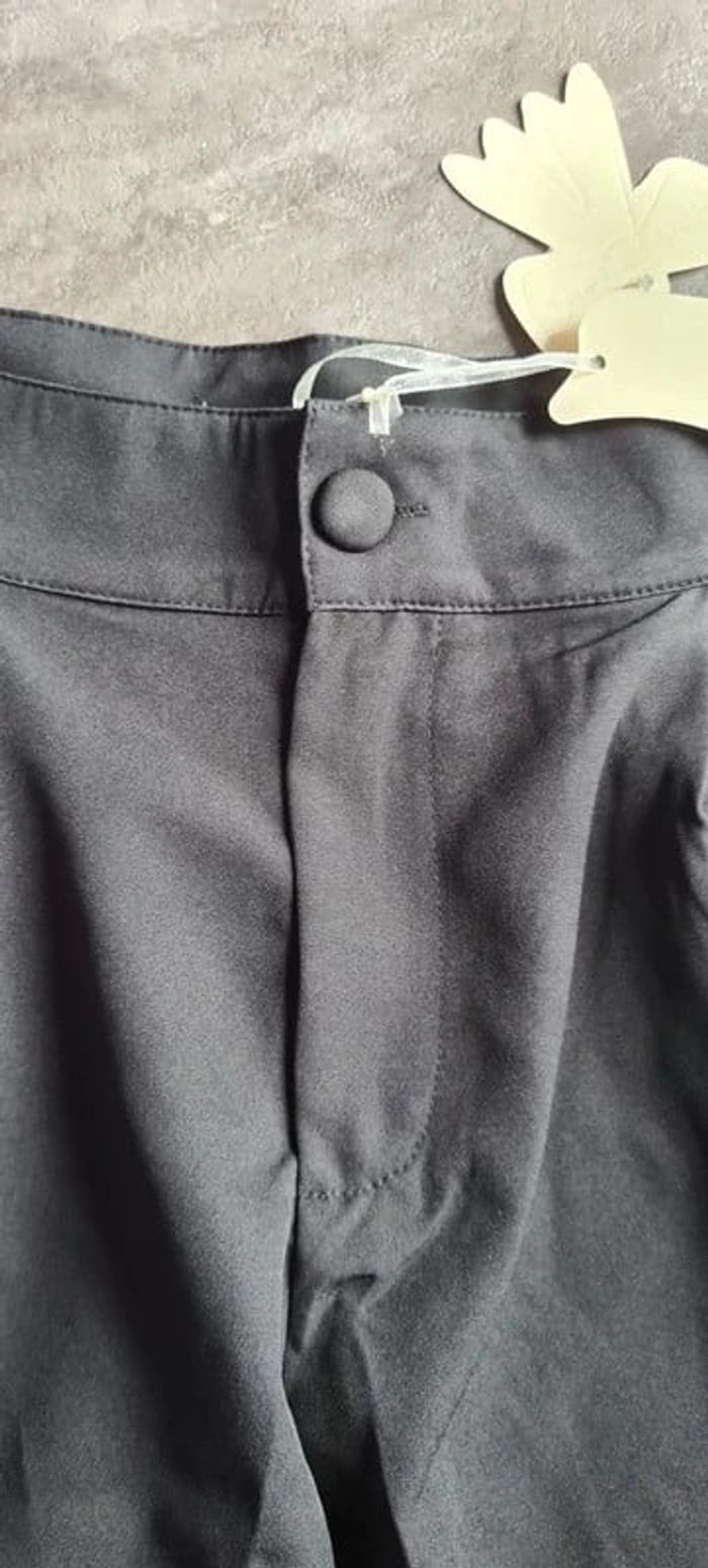 Short noir - photo numéro 2