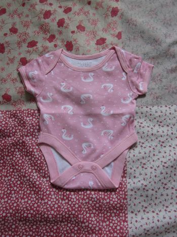 Body manches courtes rose taille Naissance