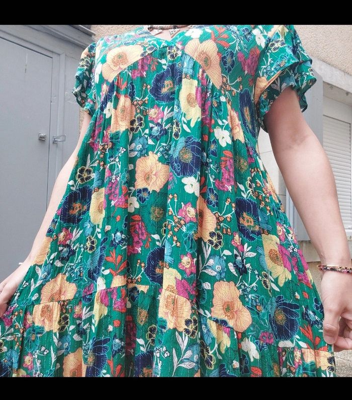 Superbe robe pour 38 à 40 - photo numéro 3