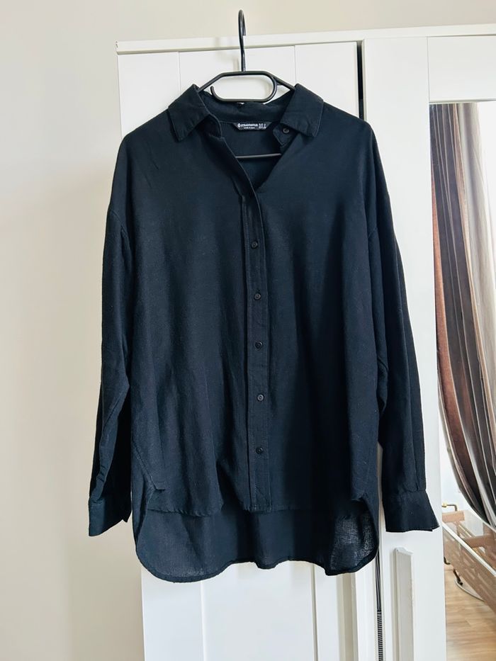 Chemise noire unie en Lin Stradivarius Taille M
