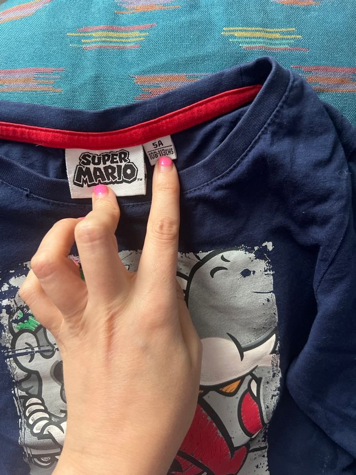 T-shirt manches longues Super Mario Nintendo Taille 5 ans - photo numéro 2