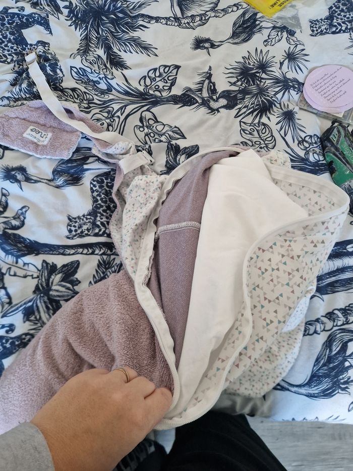 Lot 2 coussins d'allaitement - photo numéro 5