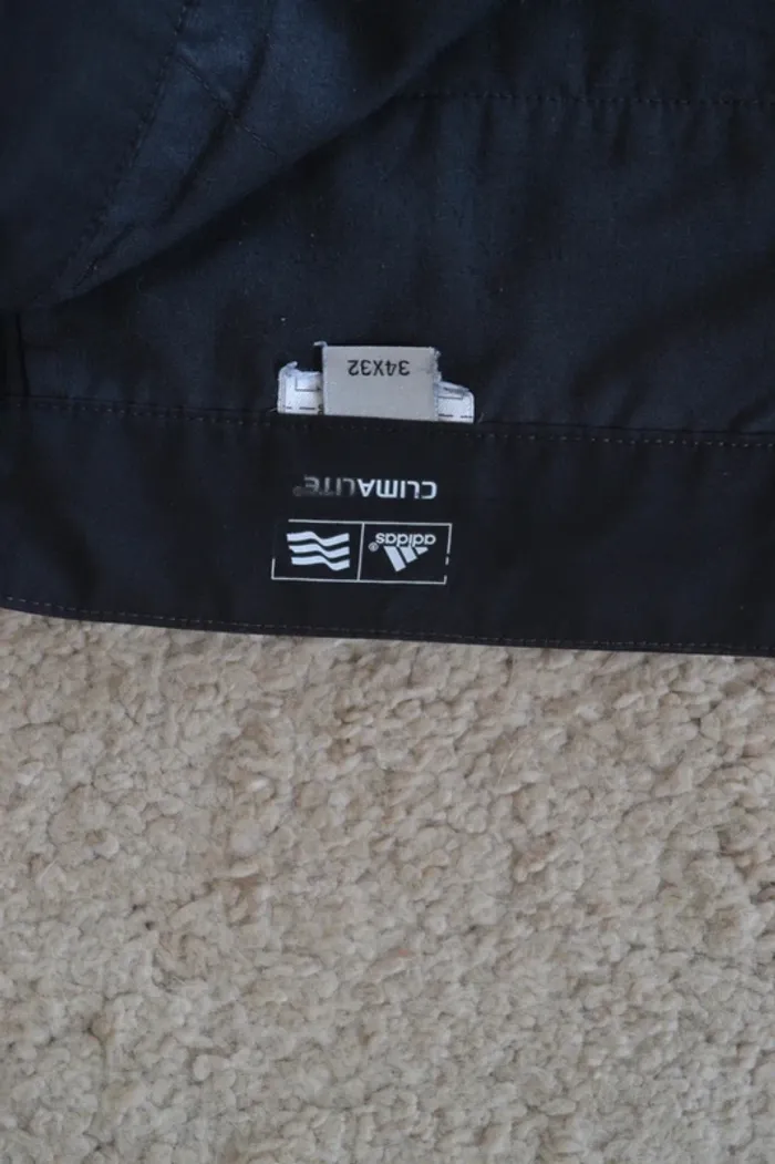 Pantalon Adidas Taille 44 (W34) - photo numéro 4