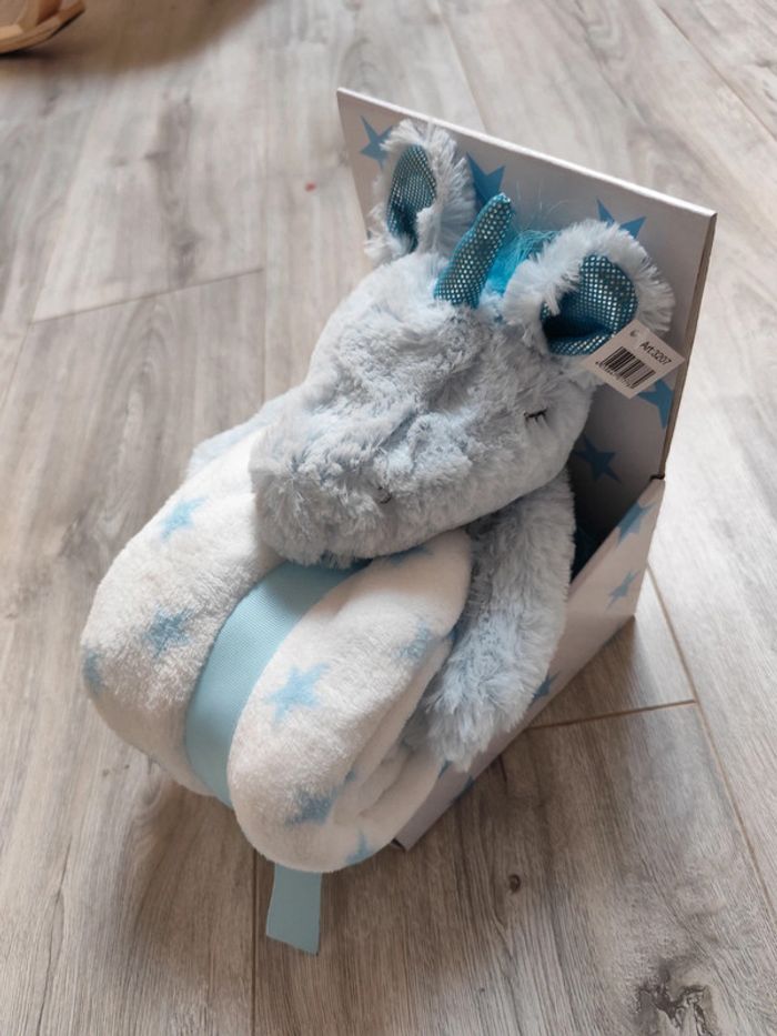 Peluche + plaid bébé - photo numéro 2