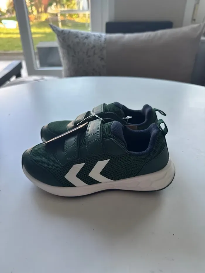 Baskets Hummel vertes et blanches – Taille 33 – Neuves étiquette - photo numéro 3