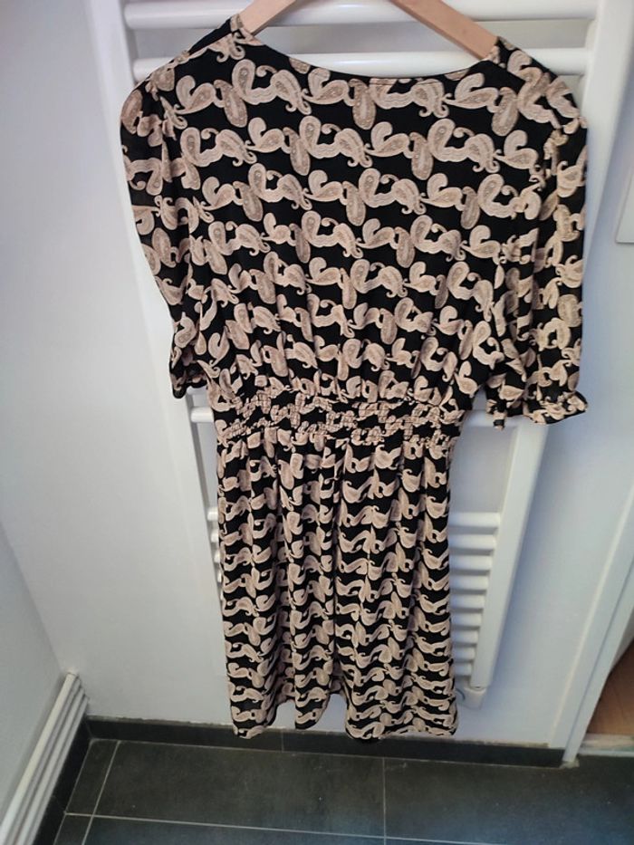 Robe cintrée taille 3 - photo numéro 16