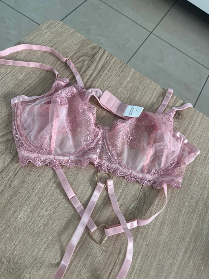 Ensemble sexy lingerie rose dentelle avec lanière neuf taille L - photo numéro 4