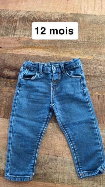 Jean taille 12 mois