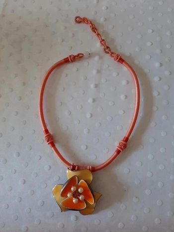 Collier tons orange et jaune
