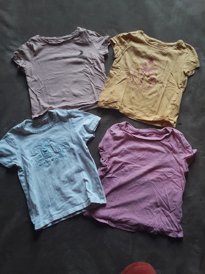 4 Tee-shirt manches courtes 4 ans