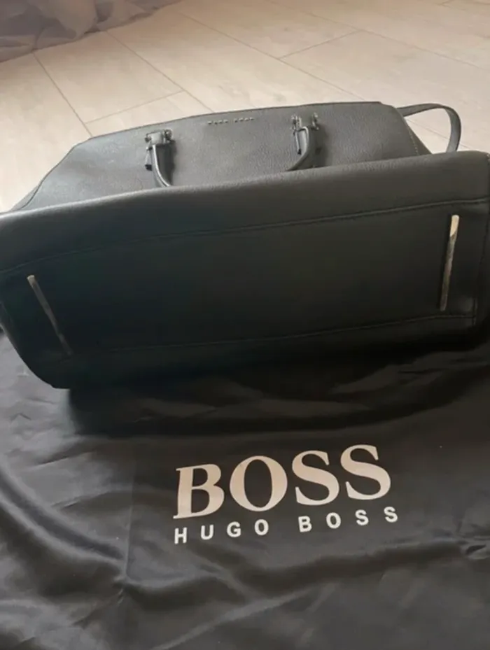 Sac à mains Hugo Boss - photo numéro 5