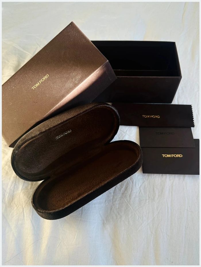 Boîte et étui à lunettes Tom Ford neuf - photo numéro 3