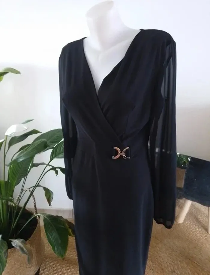 robe noire manches transparentes et boucle dorée taille M cassis - photo numéro 5