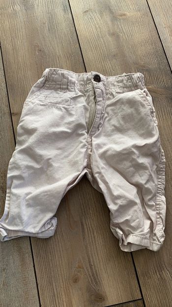 Short beige et blanc kimbaloo 18 mois