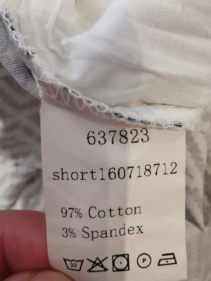 🪻Short noir-blanc. Taille 38. Shein - photo numéro 5