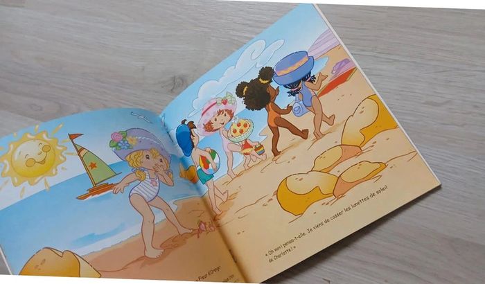 Livre Charlotte aux fraises - photo numéro 3