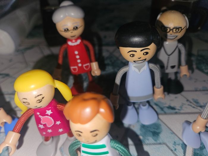 Poupées souples famille recomposée pour enfants | Jouets en bois - photo numéro 4