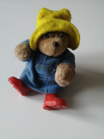 figurine peluche ours paddington