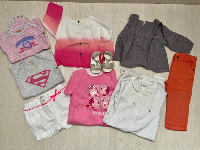 Lot 9 mois fille
