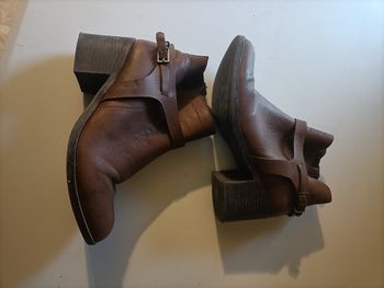 Bottines marron talon