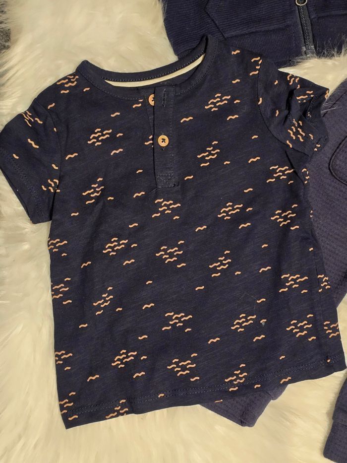 Neufs!!!!💙😍🤩  superbe ensemble   sweat zippé, teeshirt mc. Pantalon 12 mois garçon 💙 🤩😍 - photo numéro 7