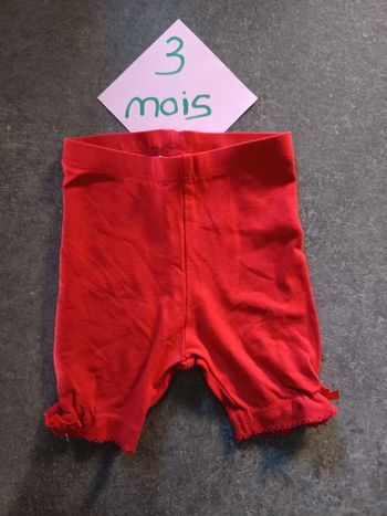 Short rouge 3 mois