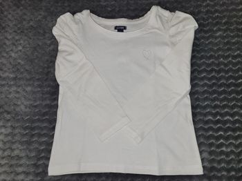 T-shirt à manches longues taille 5 ans