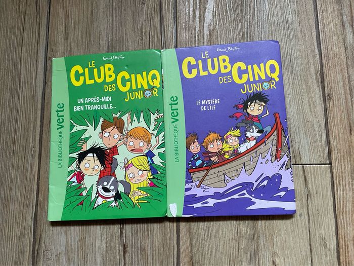 Lot Le club des 5 juniors. Bon état