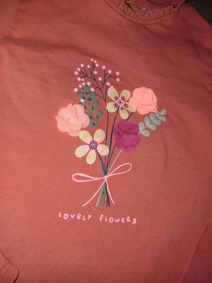 T shirt 6 ans - photo numéro 2