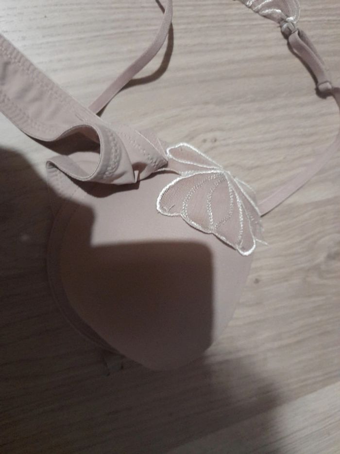 Soutien gorge - photo numéro 9