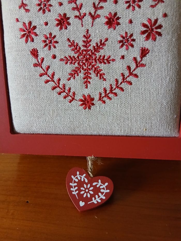 Neuf: Boîte à thé/ ou autre en bois & tissu brodé *gamme montagne - photo numéro 3