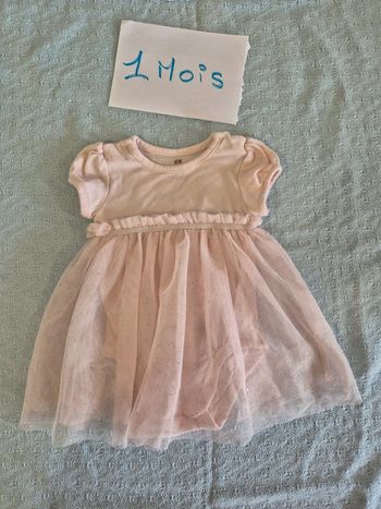 Robe 1mois