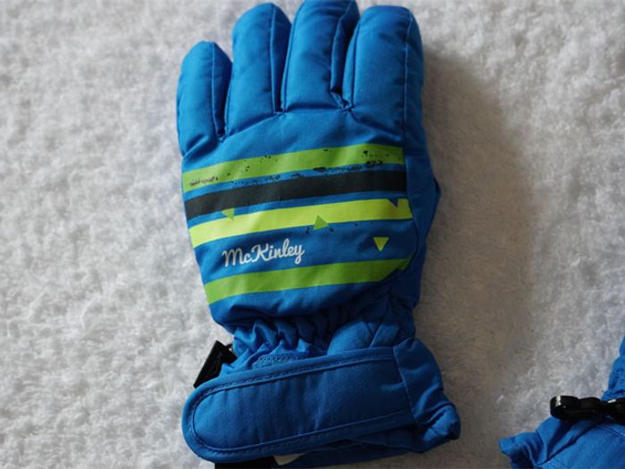 Gants de ski bleus fantaisies MC Kinley pour enfants Taille : 3 (4/5 ans) - photo numéro 2
