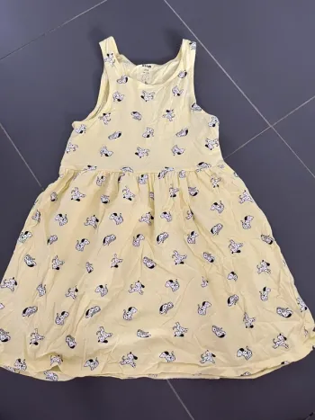 Robe chien 10 ans kiabi en très bon état