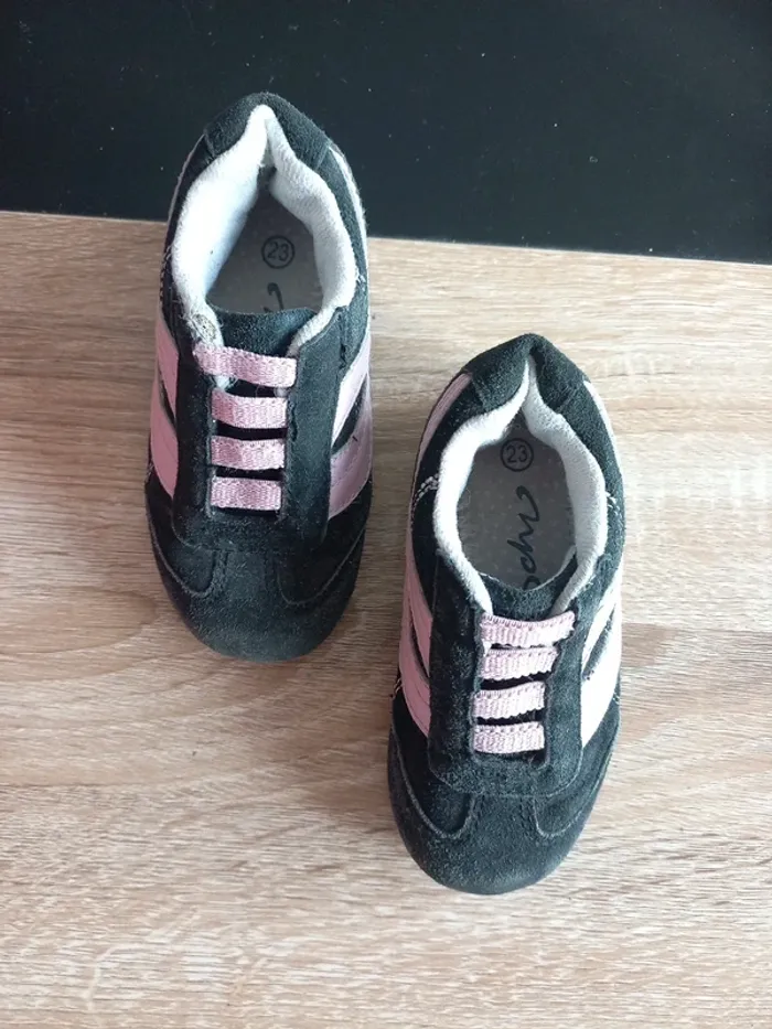 Basket bébé noir et rose T23 - photo numéro 8