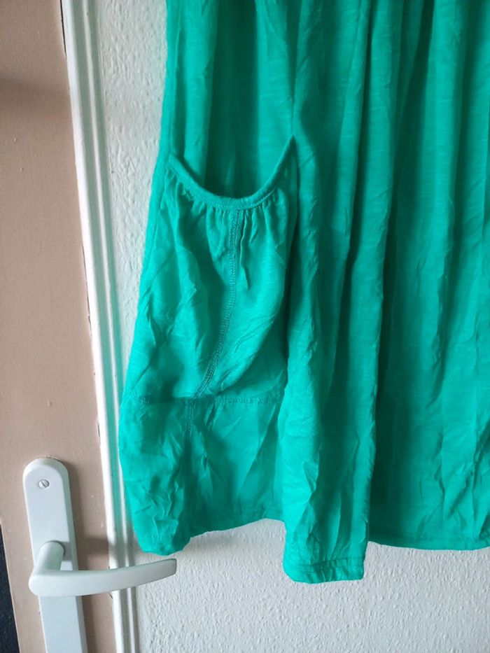 Robe de détente col en V - photo numéro 4