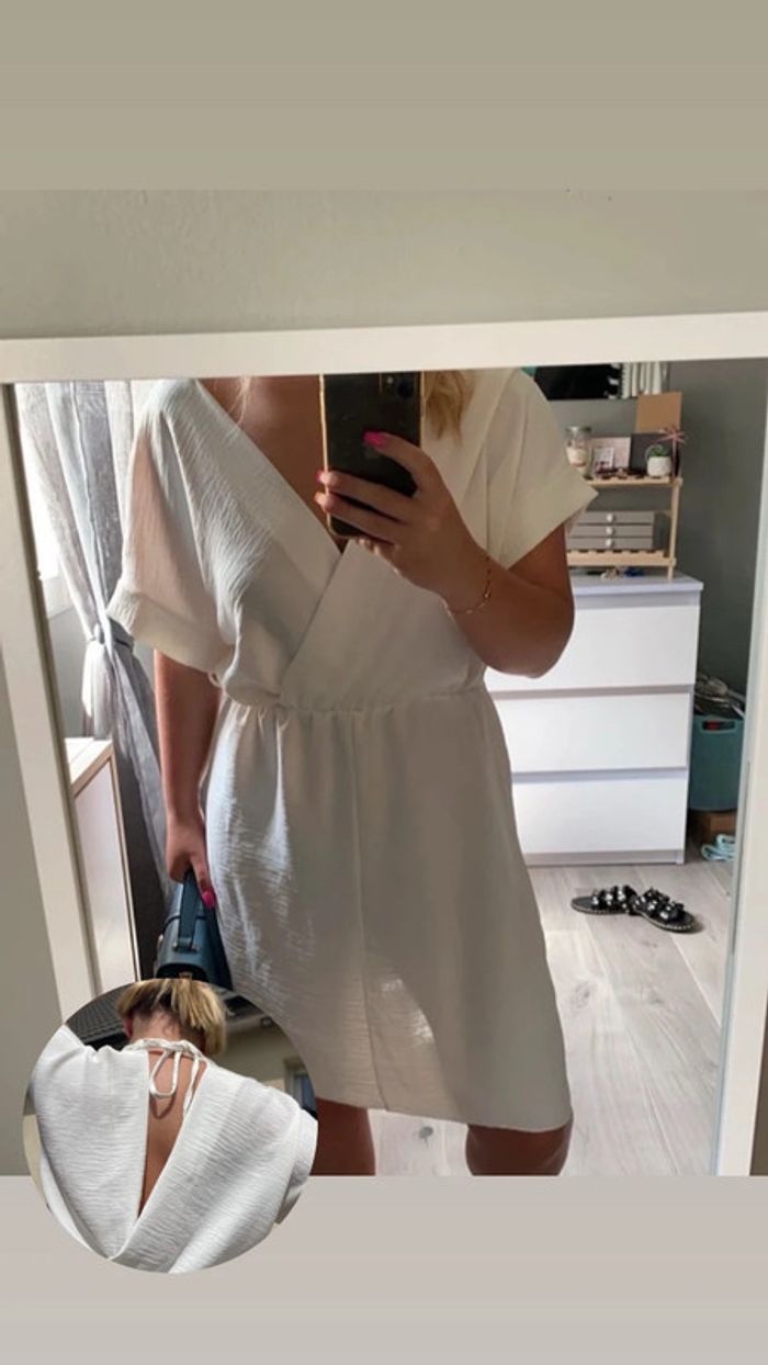 Robe dos nu