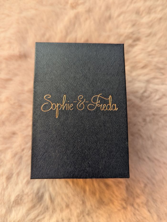 Montre Sophie and Freda. - photo numéro 9