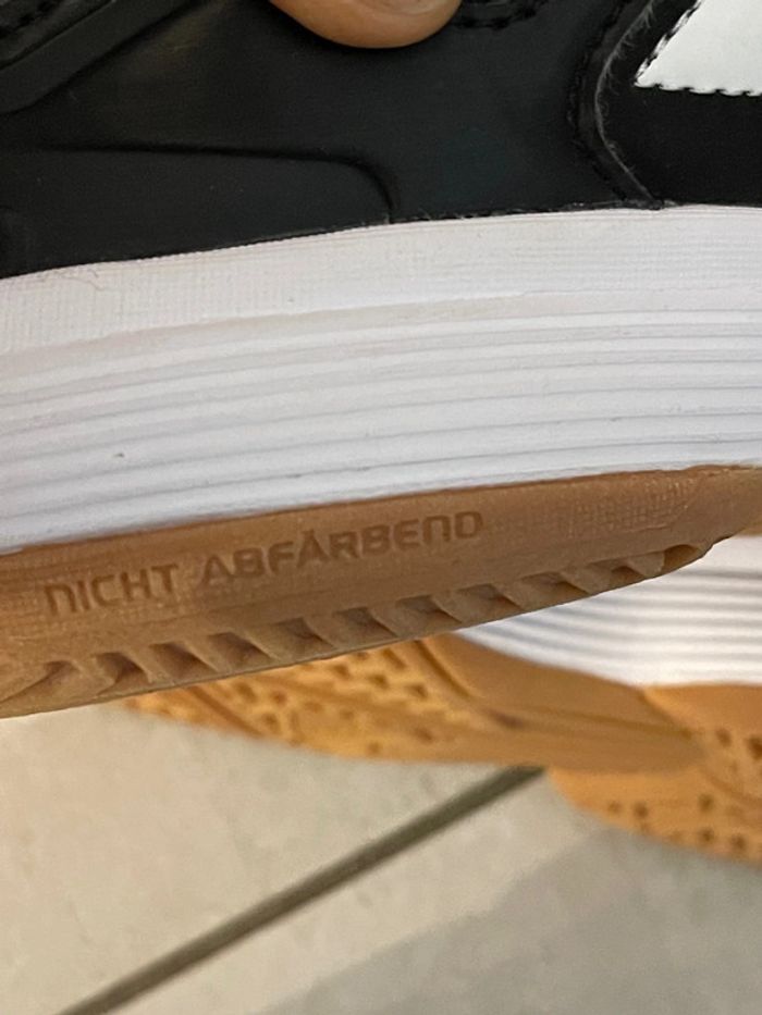 Basket Adidas adiwear 36,5 neuf - photo numéro 11