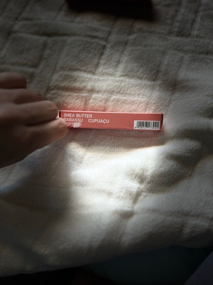 Gloss marque Rhode - photo numéro 3