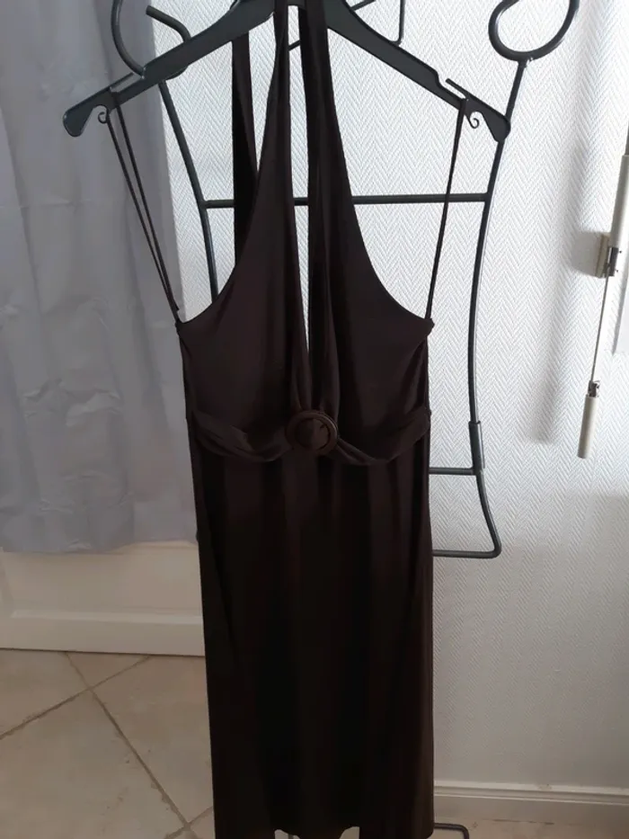 Robe dos nu