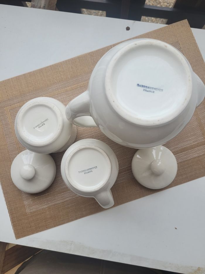 Cafetière, pot à sucres et pot à lait Sarreguemines - photo numéro 2
