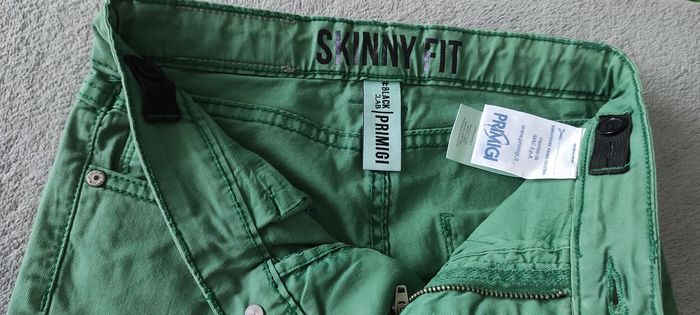 Jean vert 8 ans neuf étiquette - photo numéro 3