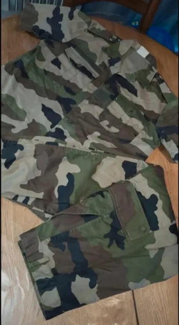 Ensemble militaire armée française S